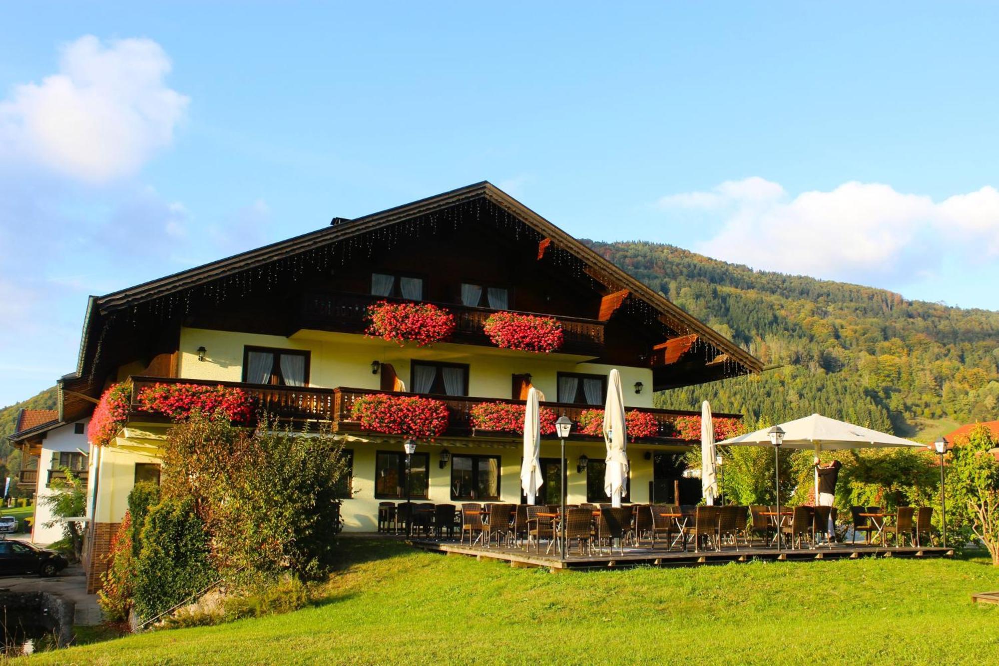 Deva Hotel-Restaurant Fischerwirt Inklusive Chiemgau Card Ruhpolding Esterno foto