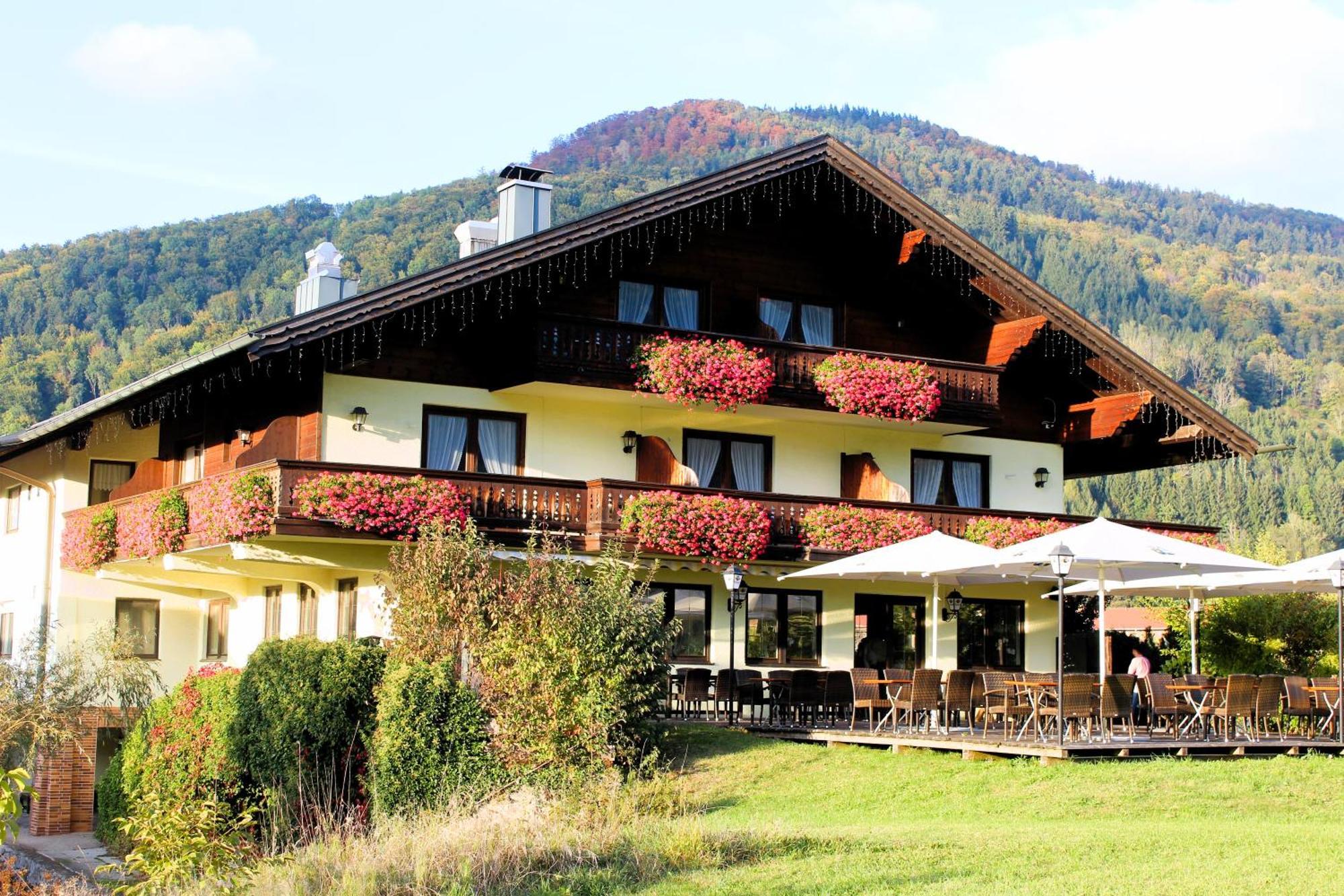 Deva Hotel-Restaurant Fischerwirt Inklusive Chiemgau Card Ruhpolding Esterno foto